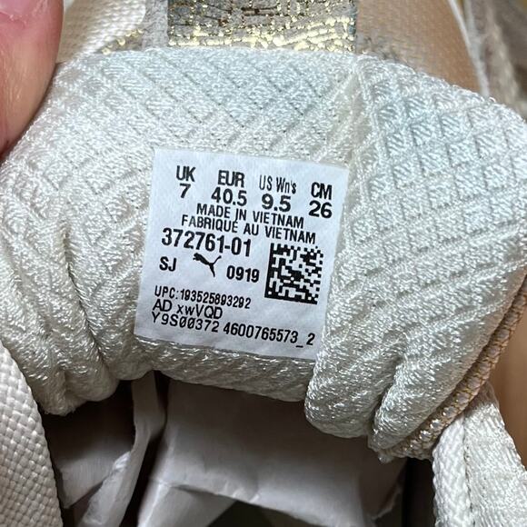 PUMA RS-X‎ Womens 9.5 Winter Glimmer Running Exercise Lace Up Sneaker Gold Glam - Picture 9 of 9